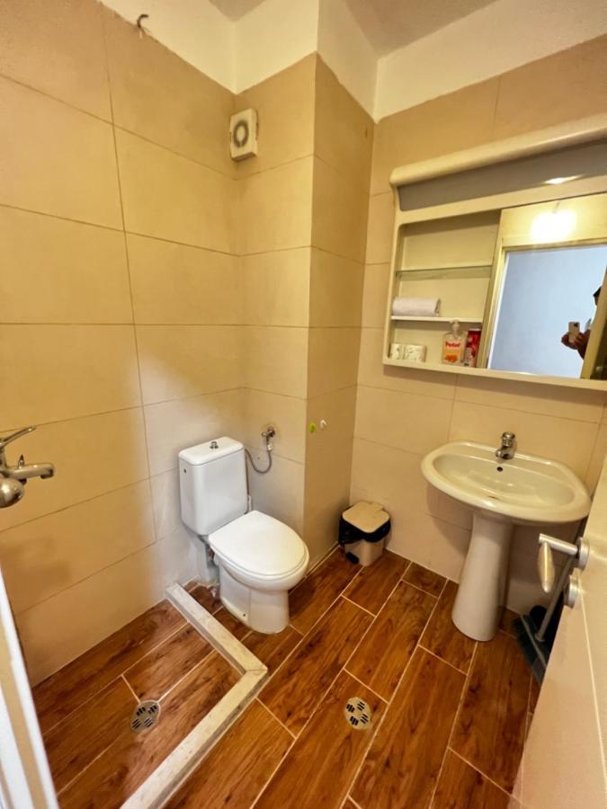 Tirana Main Square Apartment ภายนอก รูปภาพ